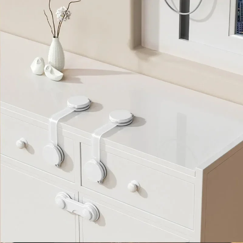 Çocuk Emniyet Kilitli Dolap Be - Furniture Interlocking Hardware incelemesi ve fiyatı